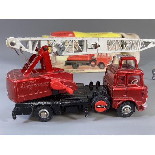 643 - A boxed vintage Dinky 970 Jones Fleetmaster cantilever crane diecast model vehicle