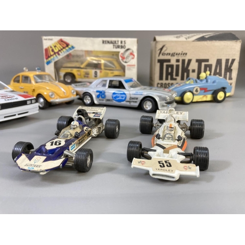 646 - Eight various model vehicles to include Bburago 1/24 scale Mercedes 450 SC rally car, boxed Bburago ... 