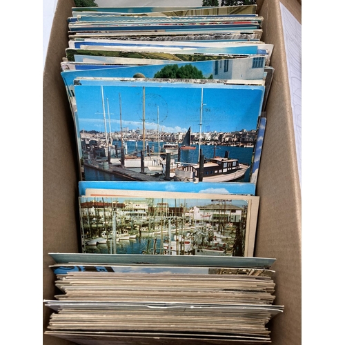 761 - A collection of assorted vintage postcards and photographs etc.