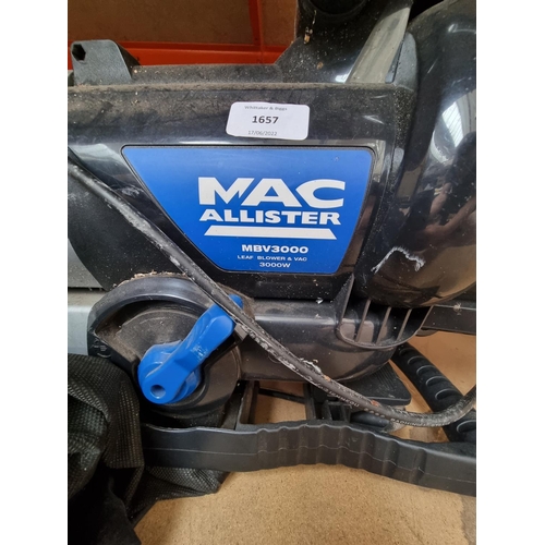 1657 - A Mac Allister MBV 3000W leaf blower and vacuum with leaf collector