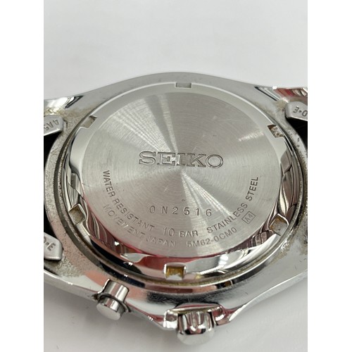 2418 - A boxed Seiko Kinetic 100M stainless steel men's wristwatch - model no. 0N2516