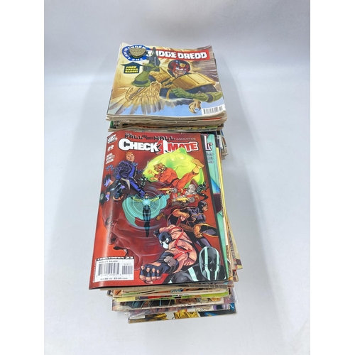 787 - A large collection of assorted comics to include 2000AD, Judge Dredd etc.