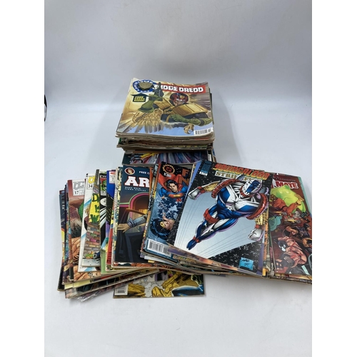 787 - A large collection of assorted comics to include 2000AD, Judge Dredd etc.