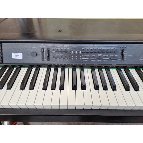 1397 - A Technics PR60 digital piano