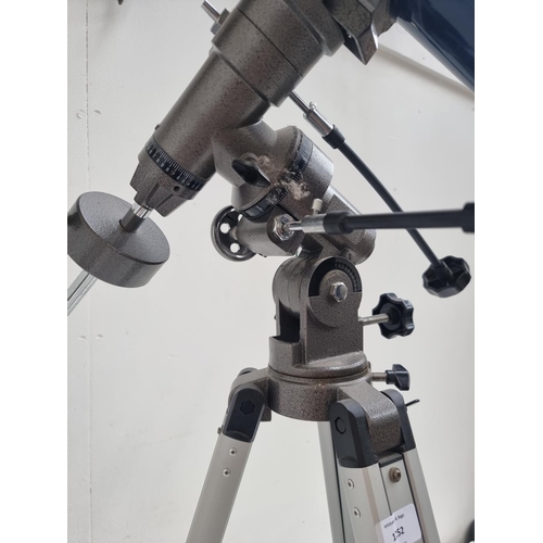 1252 - A 96-18800 F=700 D=70 refractor telescope (probably Bressar Skylux)