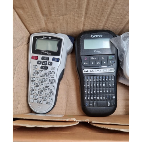 1460 - Five items, three Brother P-Touch label printers, one Brother QL-570 label printer and one boxed Gel... 