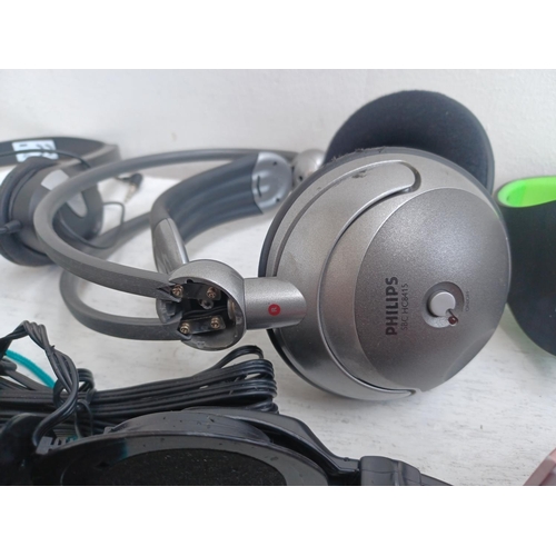 1268 - A collection of headphones to include cased Beats Monster with cable, Sony MDR-ZX770BN wireless nois... 