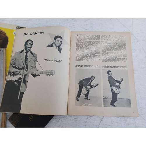 1331 - Four items of memorabilia, one Rock 'n Roll Stars magazine issue No.2, one Elvis Presley 'His Comple... 