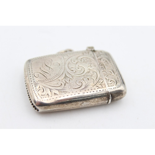 243 - An antique T. Heatley hallmarked Birmingham sterling silver vesta case, dated 1911 - approx. gross w... 