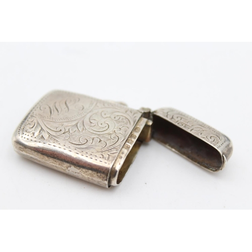 243 - An antique T. Heatley hallmarked Birmingham sterling silver vesta case, dated 1911 - approx. gross w... 