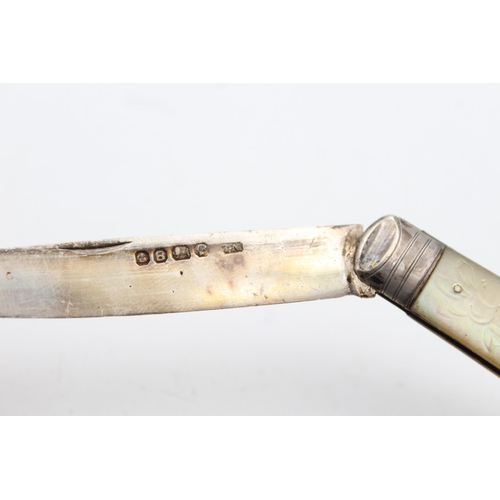 263 - A Victorian Thomas Marples hallmarked Sheffield sterling silver fruit knife with mother of pearl han... 