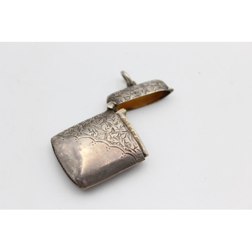 269 - An Edwardian Smith & Bartlam hallmarked Birmingham sterling silver vesta case, dated 1906 - approx. ... 