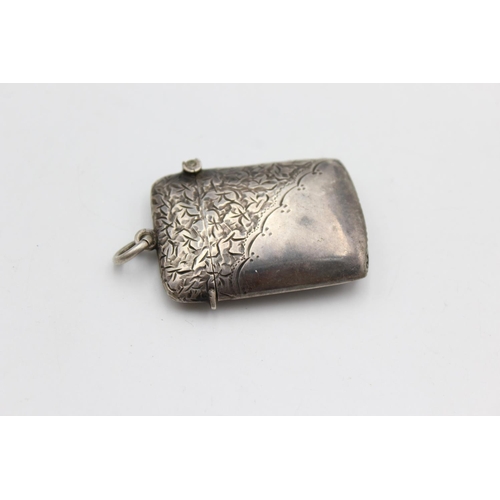 269 - An Edwardian Smith & Bartlam hallmarked Birmingham sterling silver vesta case, dated 1906 - approx. ... 