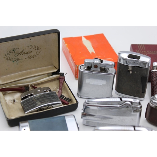 87 - Ten assorted vintage Ronson cigarette lighters