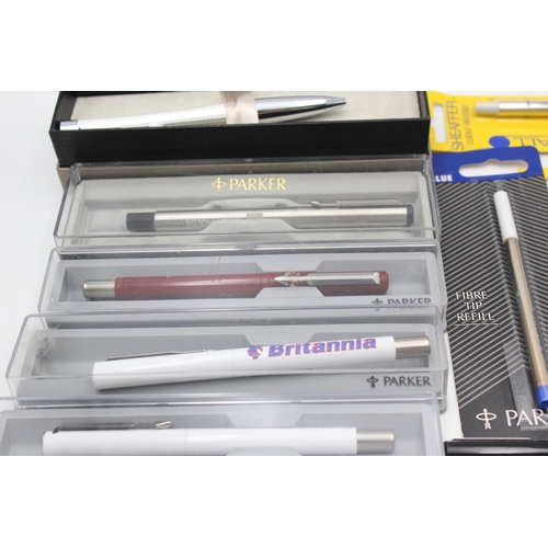 124 - A collection of assorted rollerball/felt pens to include Parker, Sheaffer, Waterman etc.