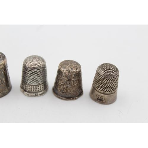 202 - Five antique .925 sterling silver thimbles to include Charles Horner etc. - approx. gross weight 27 ... 