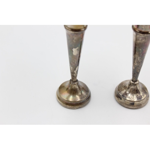 213 - Two vintage Sanders & Mackenzie hallmarked Birmingham sterling silver bud vases, dated 1961 - approx... 