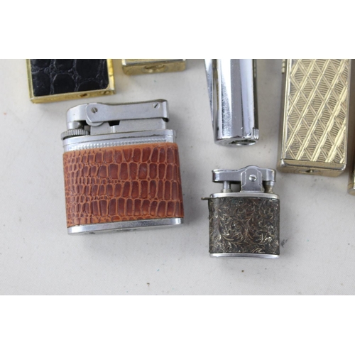 1371 - Eighteen assorted vintage branded cigarette lighters to include Ronson, Maruman etc.