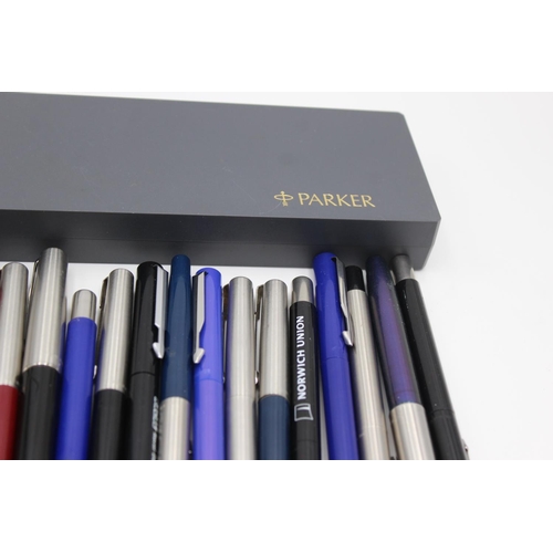 1384 - Twenty assorted Parker fountain pens