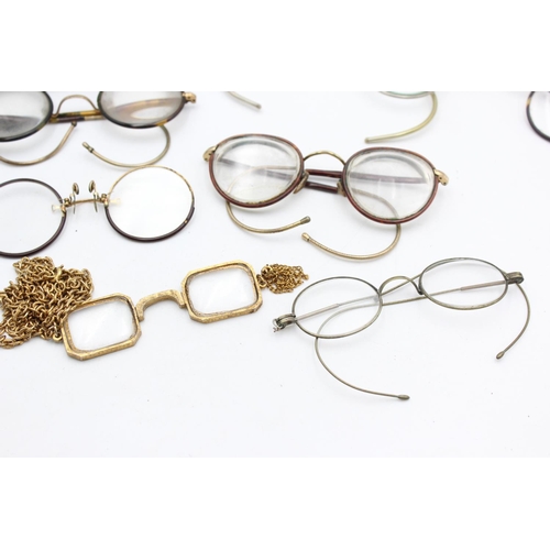 1386 - Eight pairs of antique spectacles