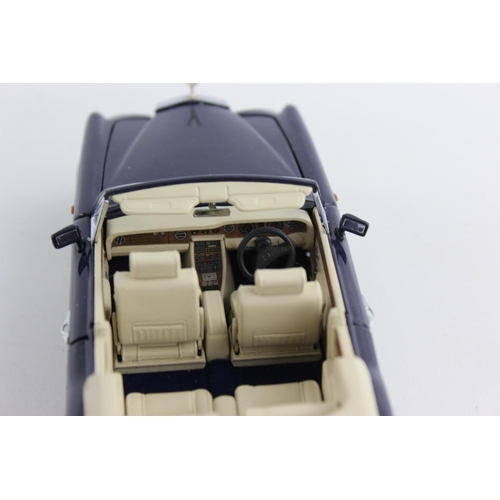 157 - A boxed Franklin Mint 1993 Rolls-Royce Corniche IV precision 1:24 scale diecast model