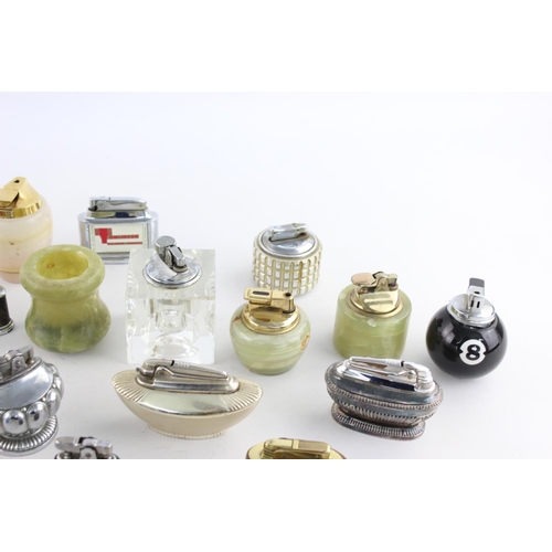 272 - A collection of assorted vintage table lighters to include Ronson, Colibri, Wedgwood etc.