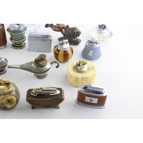 273 - A collection of assorted vintage table lighters to include Ronson, Colibri etc.