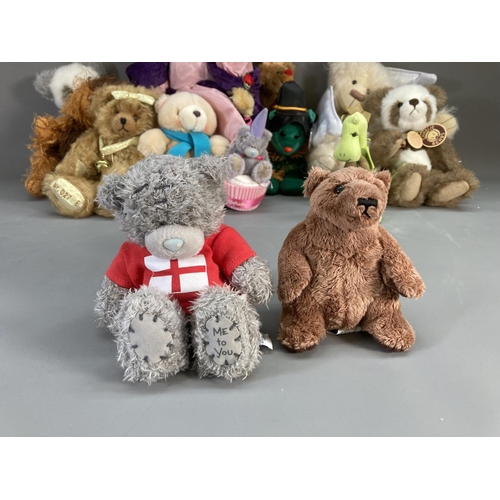 150 - A collection of various soft toys and teddy bears to include Emmy-Baren, Celebrity Bears, Me To You,... 