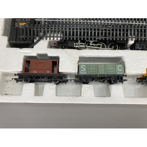 162 - A boxed Hornby R540 Eight Freight electric train set