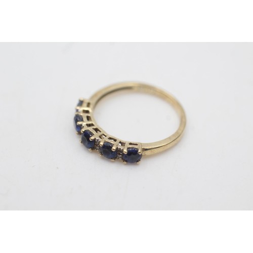 2077 - A 9ct gold sapphire and diamond five stone dress ring, size M½ - approx. gross weight 1.6 grams