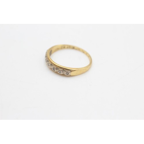 2080 - An 18ct gold diamond ring, size N - approx. gross weight 2.3 grams