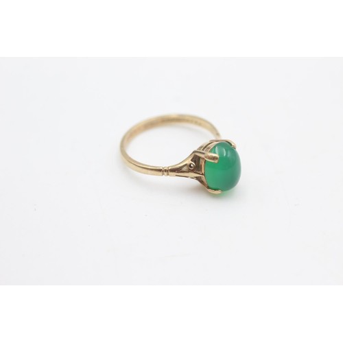 2085 - A hallmarked Birmingham 9ct gold chrysoprase solitaire cocktail ring, size P - approx. gross weight ... 