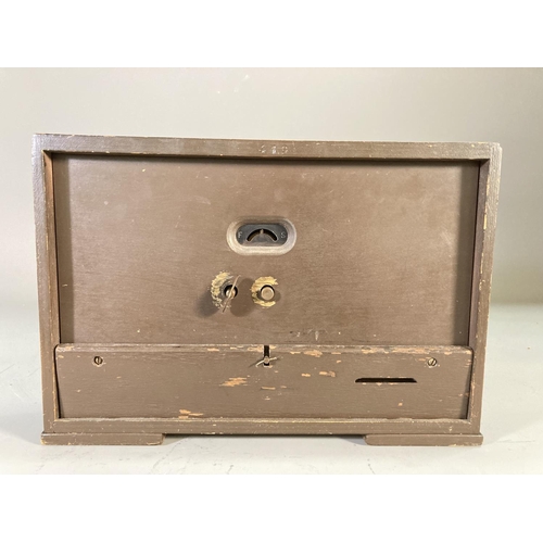 263 - A mid 20th century oak cased time savings clock - approx. 19cm high x 28cm wide x 8cm deep