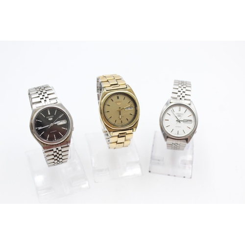 1362 - Three vintage Seiko 5 wristwatches - refs. 7009-8390, 6309-8840 and 7S26-3170