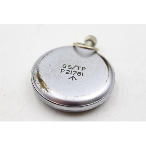 1363 - A WWII Helvetia GS/TP military issued pocket watch, stamped with broad arrow and GS/TP P21781 to cas... 