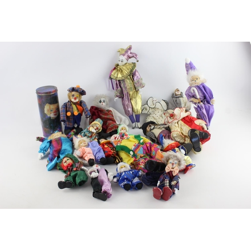 240 - A collection of assorted clown collectables/toys