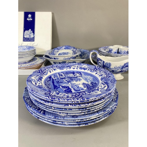 172 - A collection of Spode Italian china to include sauceboat and stand, egg cups, side plates etc.