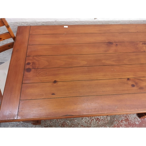 86 - A modern pine rectangular dining table and six matching dining chairs - approx. 77cm high x 90cm wid... 