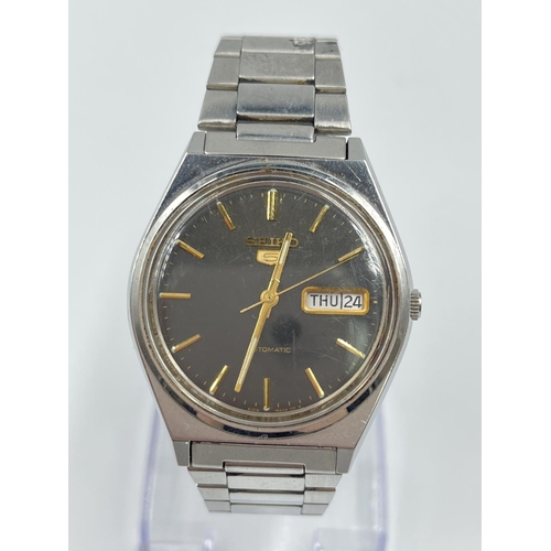 1385 - A Seiko 5 automatic day date 36mm men's wristwatch - ref. 6309-8970