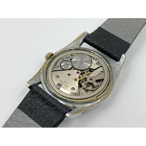 1337 - Six various vintage mechanical and quartz men's and women's wristwatches to include Lanco sport, Sek... 