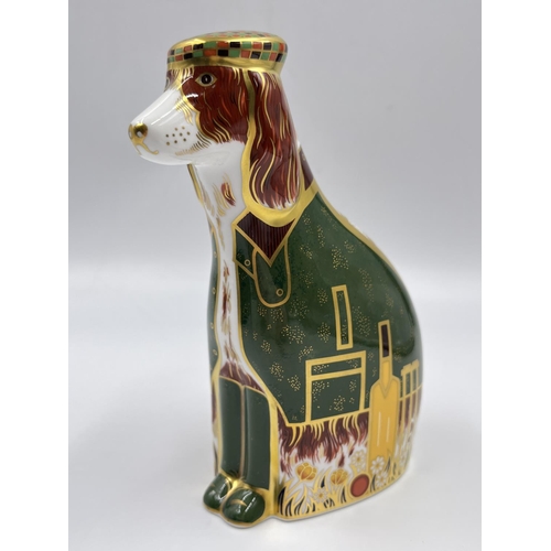 1324 - A boxed Royal Crown Derby English Spaniel limited edition no. 590/1000 paperweight - approx. 16cm hi... 