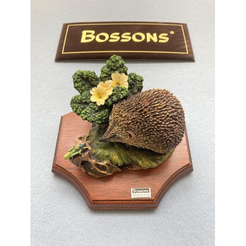 212A - Eight boxed Bossons Fraser Art The Crown Collection hand painted animal models to include First Neig... 