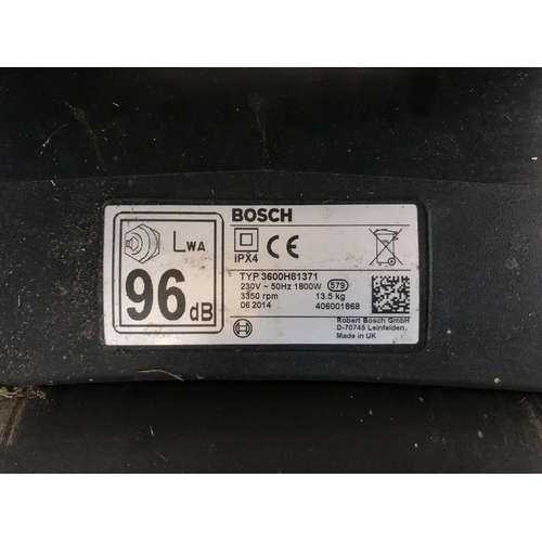 689 - A Bosch TYP 3600 H81371 240v lawn mower