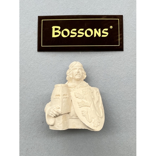 127 - A boxed Bossons Knights of The Round Table unpainted chalkware figurine - approx. 15cm high