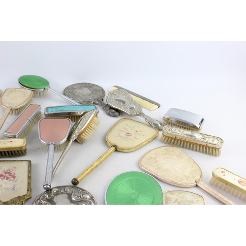 319 - Approx. thirty assorted vintage women's dressing table mirrors and brushes