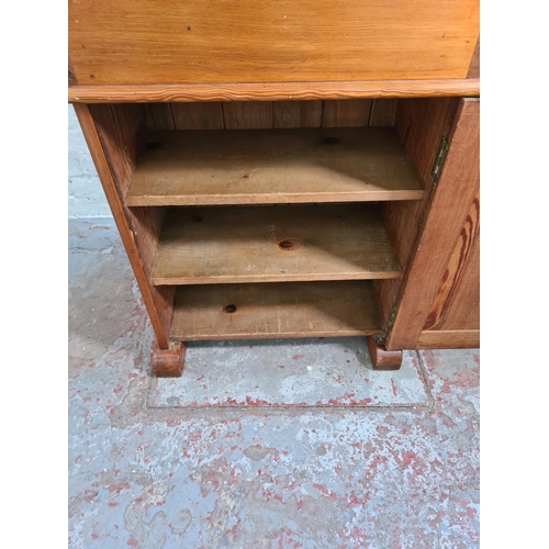 384 - A Victorian pitch pine headmaster's desk - approx. 97cm high x 66cm wide x 55cm deep