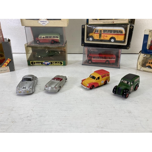 226 - A collection of assorted diecast model vehicles to include Corgi Comic Classics 98755 The Hotspur Fo... 