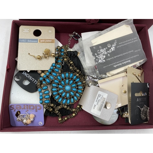 270 - A collection of assorted costume jewellery to include Accessorize earrings, Madison & Co necklace, D... 