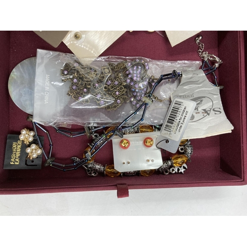 270 - A collection of assorted costume jewellery to include Accessorize earrings, Madison & Co necklace, D... 