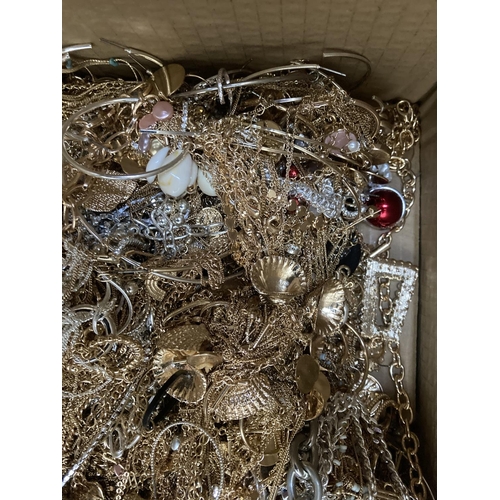 285 - A box containing a large quantity of assorted costume jewellery